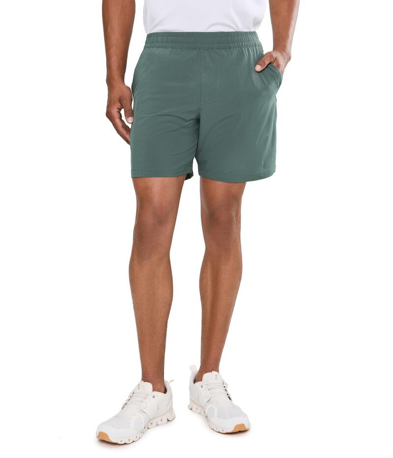 ビヨンドヨガ メンズ ボトムス ハーフパンツ・ショーツ ショートパンツ Beyond Yoga Long Run 7 Unlined Shortslate Green スレート