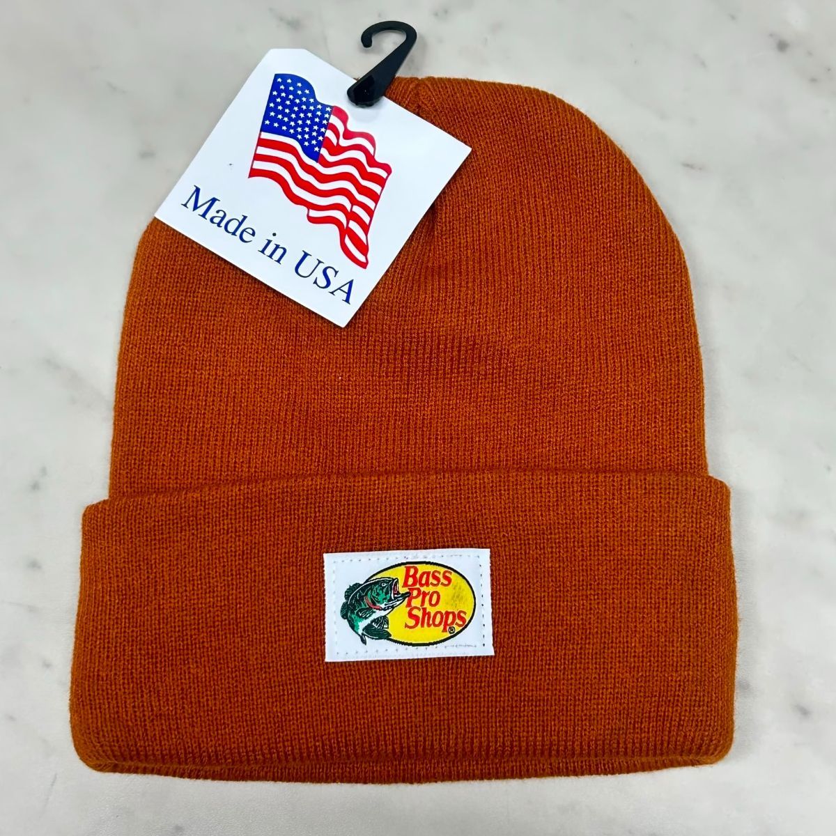 アメリカ製 全米最大級のアウトドアブランド Bass Pro Shops バスプロショップス ロゴラベル ニット帽 シナモン (Bps83)