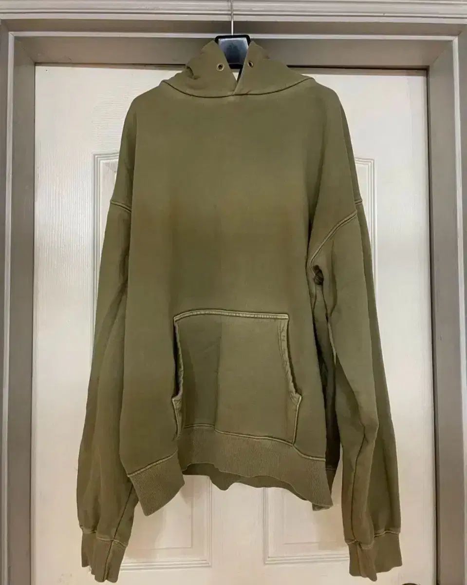 VLNDFLES フードTシャツ