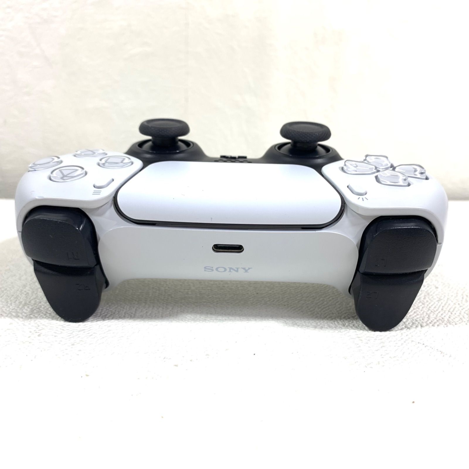 【ほぼ新品】SONY PS5 DualSense ワイヤレスコントローラー CFI-Z 【ほぼ新品】SONY PS5 DualSense ワイヤレスコントローラー CFI-Z