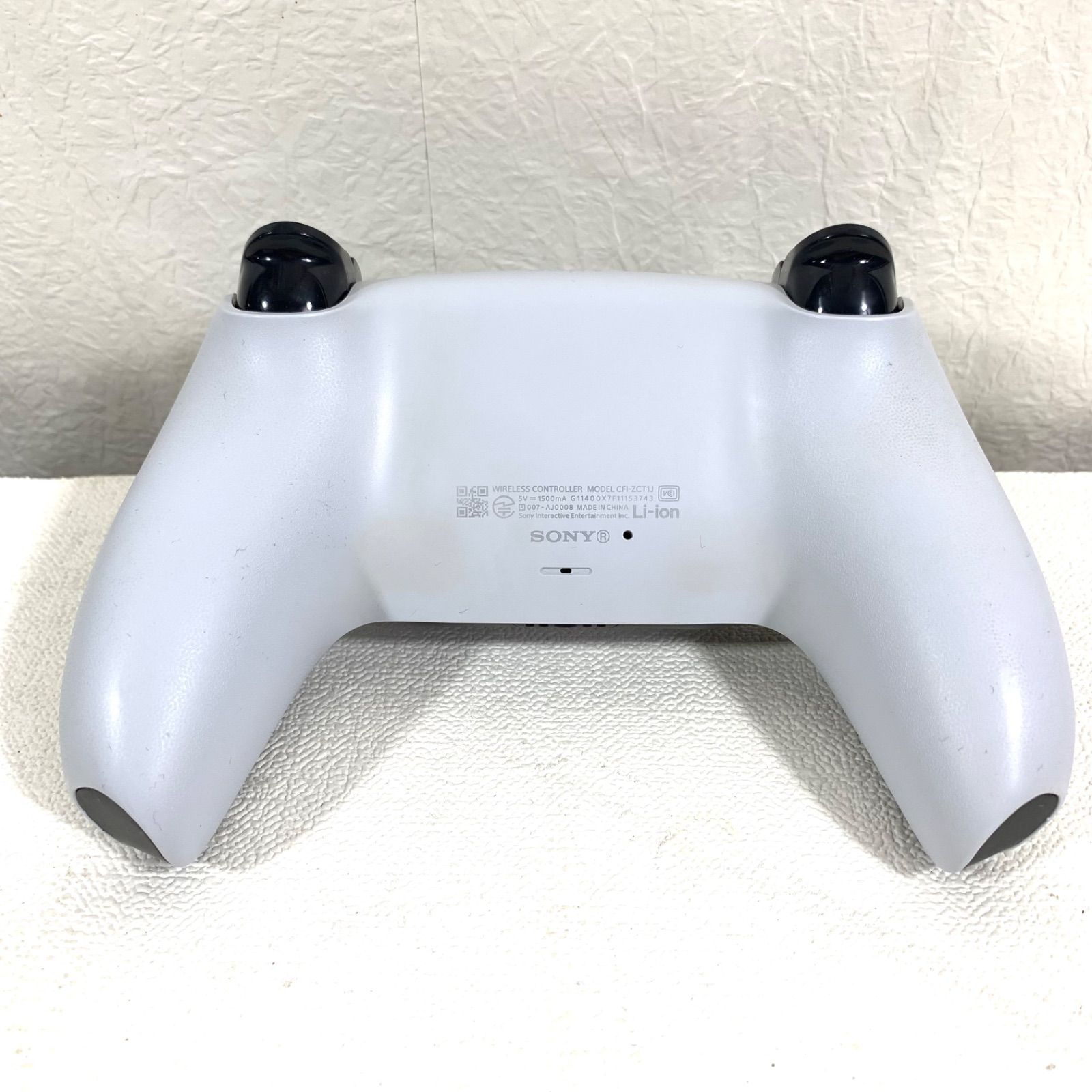 【ほぼ新品】SONY PS5 DualSense ワイヤレスコントローラー CFI-Z 【ほぼ新品】SONY PS5 DualSense ワイヤレスコントローラー CFI-Z