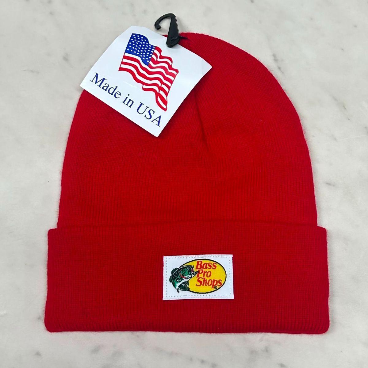 アメリカ製 全米最大級のアウトドアブランド Bass Pro Shops バスプロショップス ロゴラベル ニット帽 赤 (Bps84)