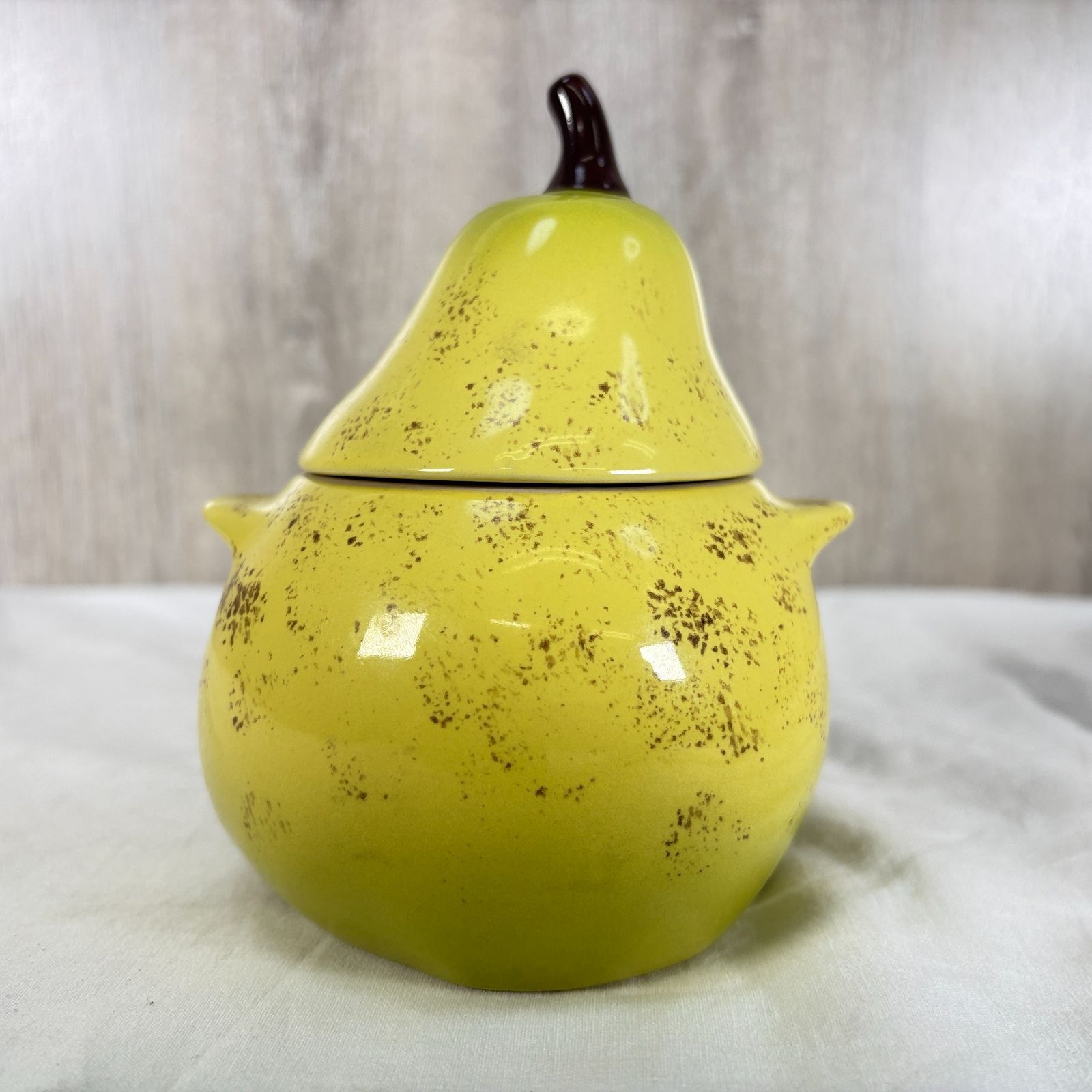 Le Creuset ル・クルーゼ ベジタブルシリーズ 洋梨 プチキャセロール 