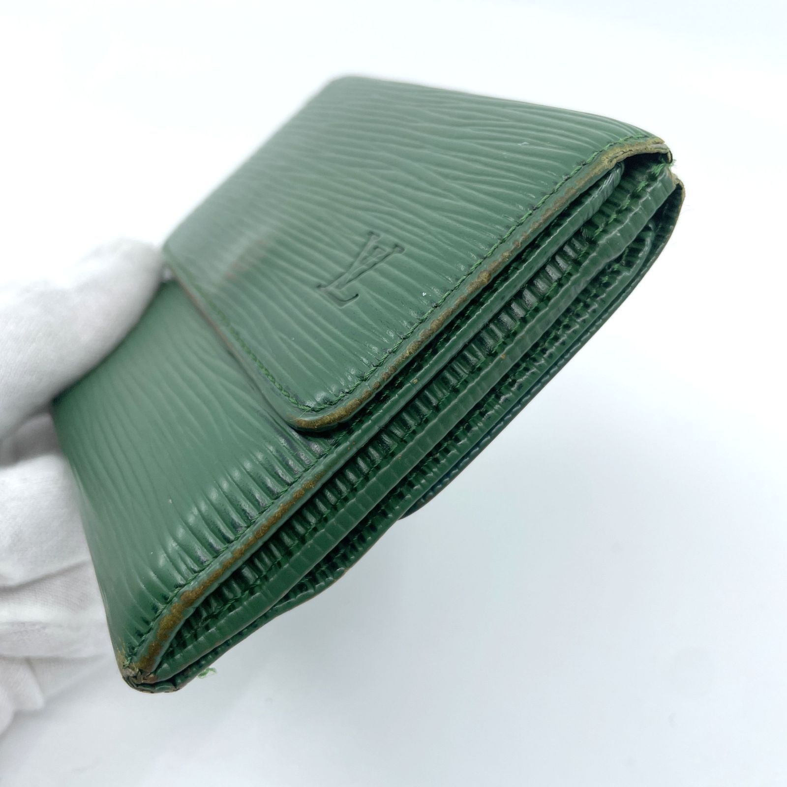LOUIS VUITTON　ルイヴィトン Wホック 三つ折り財布 エピ ポルト モネ ビエ カルト クレディ M63484 ボルネオ グリーン　シリアル：LO1910