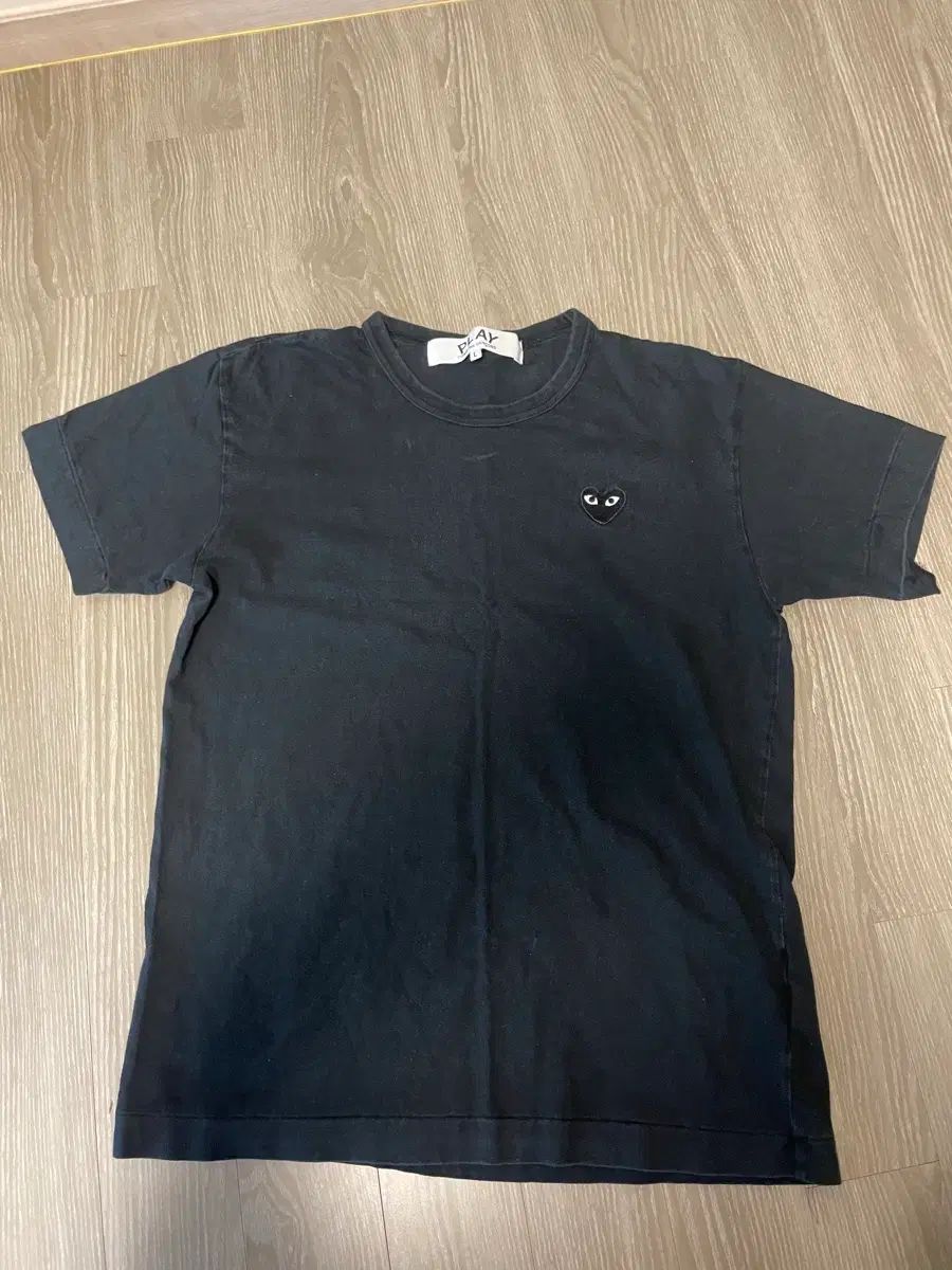 コムデギャルソンtシャツ 黒ハート コムデギャルソン Tシャツ 白 L des