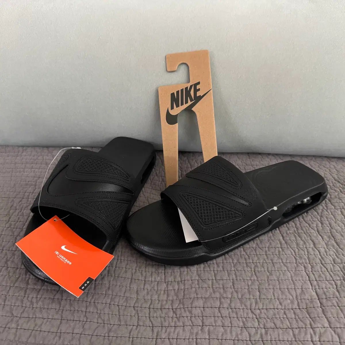 新品 NIKE エアマックス シロ スリッパ 260mm