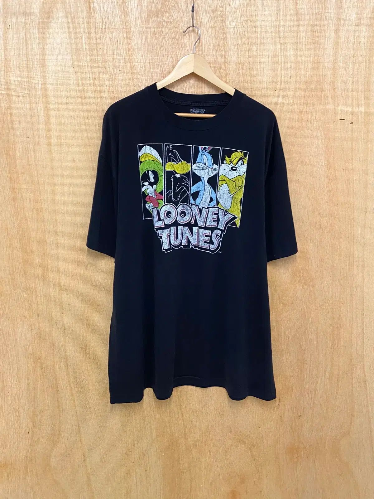 ルーニー・テューンズ Tシャツ