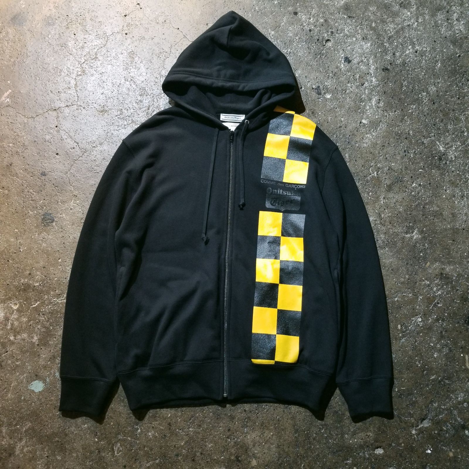 COMME des GARCONS 25aw HOLIDAYS WITH Onitsuka Tiger チェッカーフラッグプリント ジップパーカー XL コムデギャルソン 2025aw AD2025 オニツカタイガー クリスマス企画 17,640円