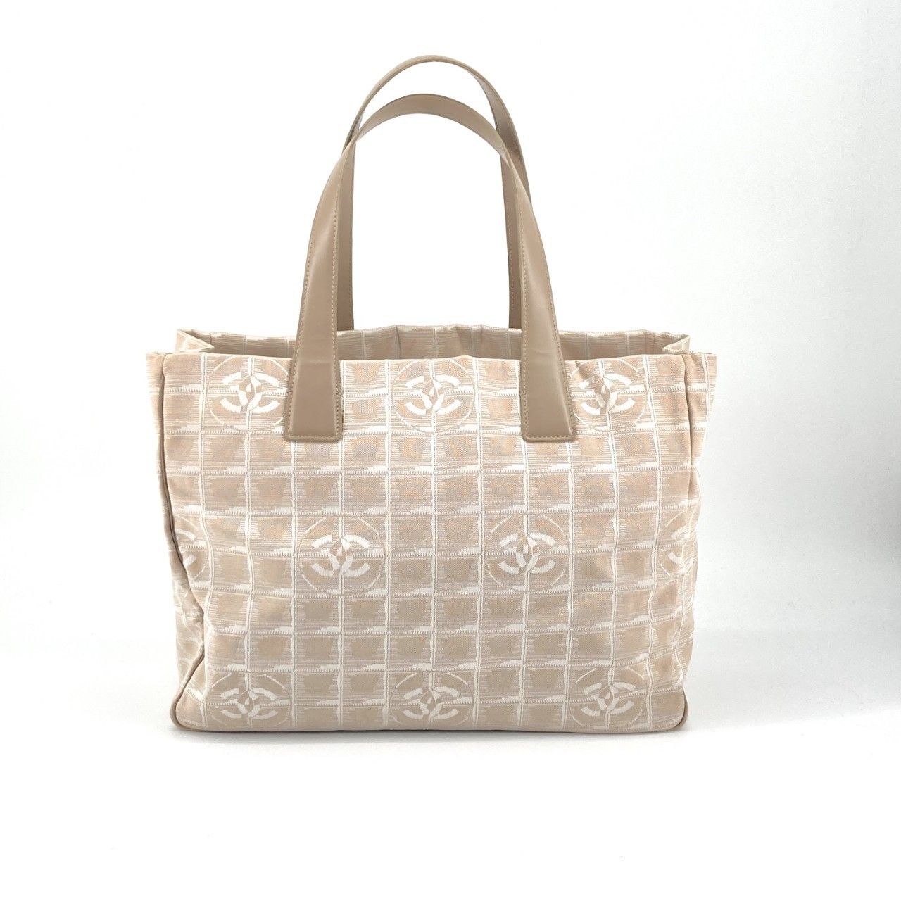 CHANEL（シャネル） ニュートラベルラインMM A15991 トートバッグ ベージュ