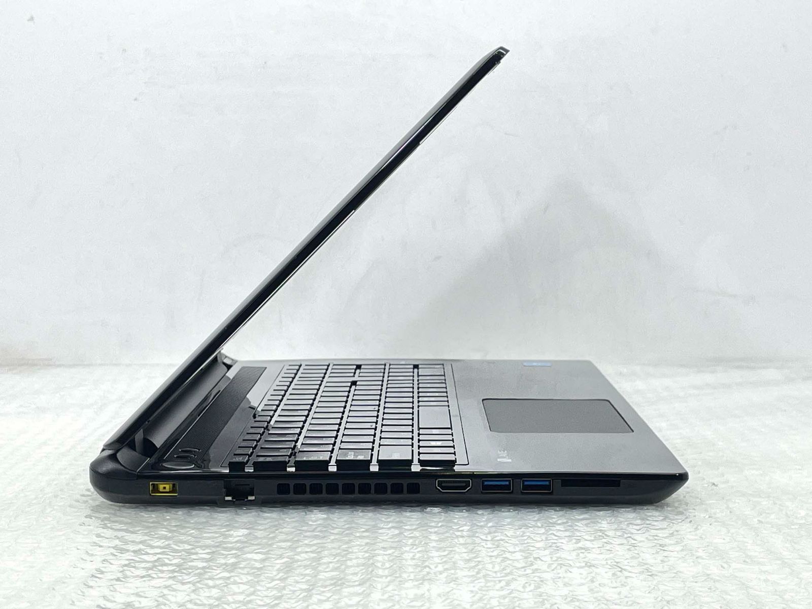 NEC LAVIE NS150/C 中古 Celeron Win11 4GB 1TB - メルカリ