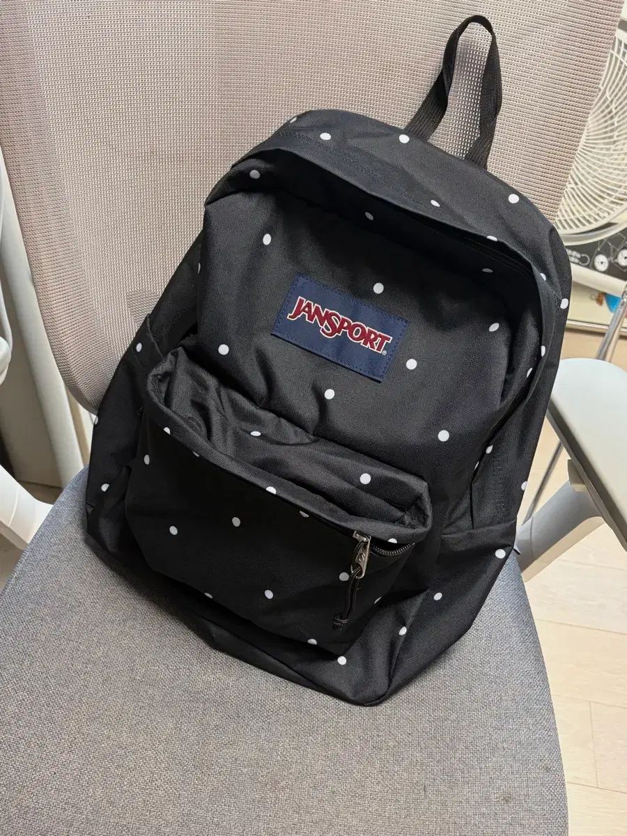 ジャンスポーツ SUPERBREAK バックパック ポルカ ドット ブラック