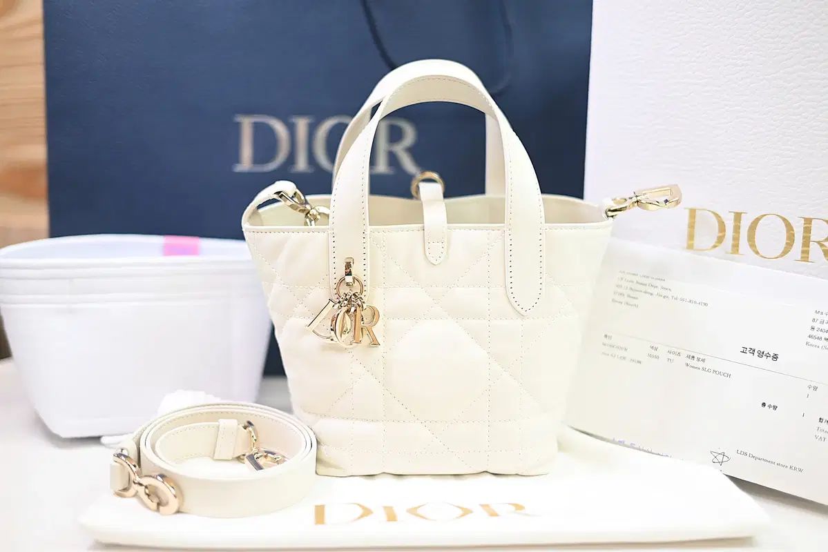 新品同様 Dior トゥージュール ナノ トートバッグ