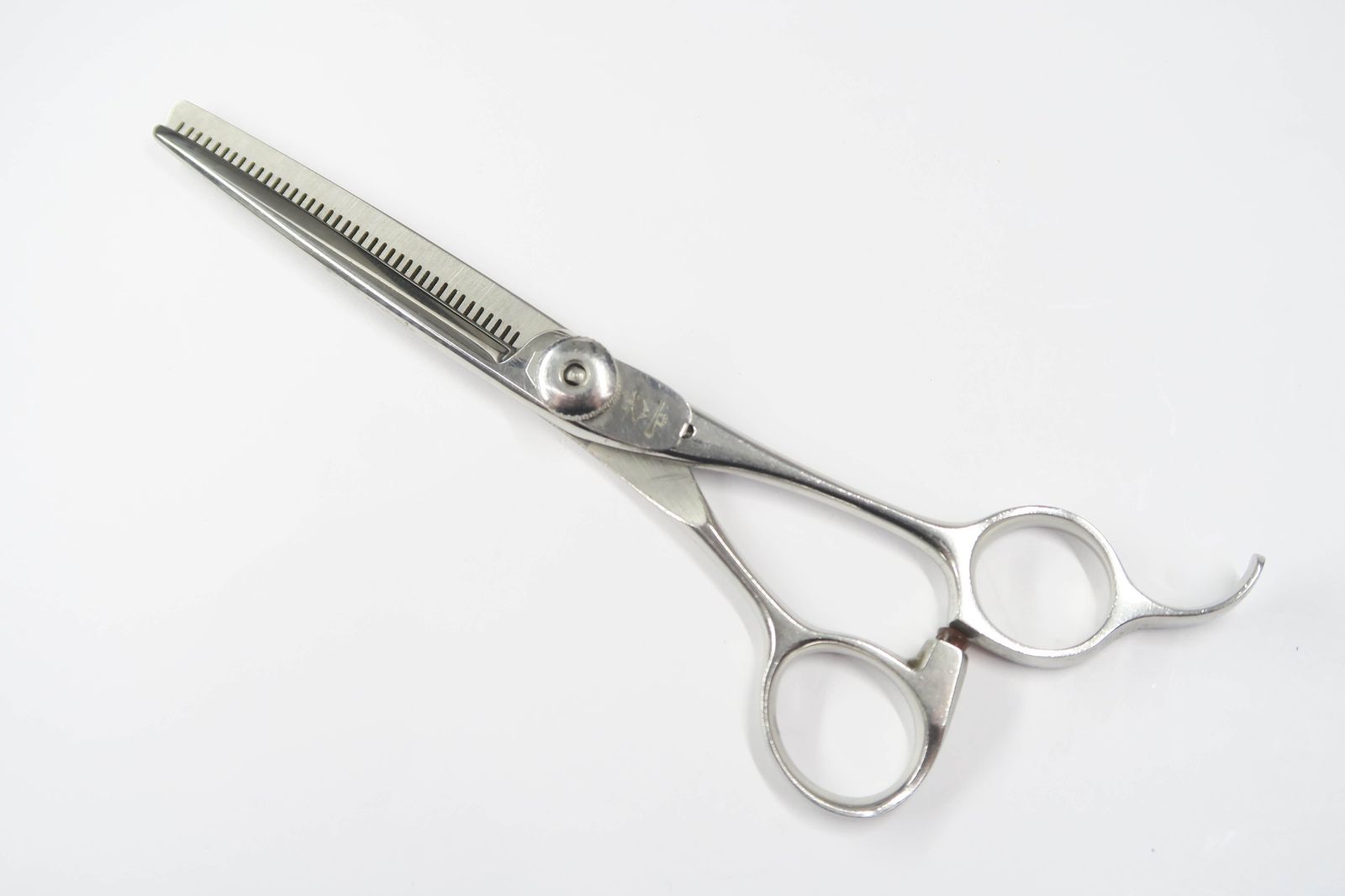 Dランク【ナルトシザー naruto scissors】 セニング 美容師・理容師 6.0インチ 右利き 【中古】:H-11740