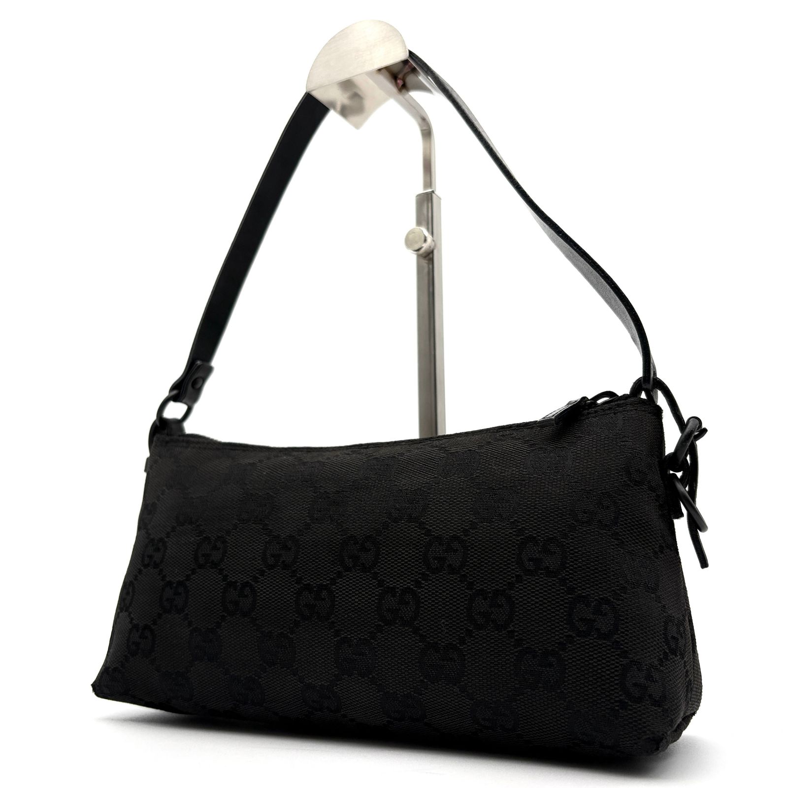美品 グッチ GUCCI アクセサリーポーチ ハンドバッグ ワンショルダーバッグ GG柄 GGキャンバス ブラック 黒 レザー 本革 ボーナス 夏休み 帰省 お盆 敬老の日 サマーギフト シルバーウィーク ご褒美