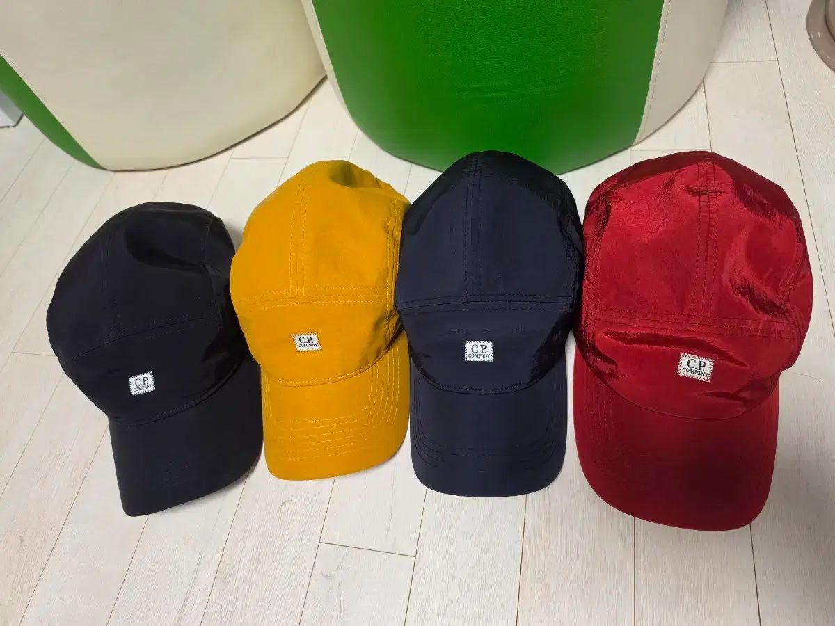 C.P. COMPANY シーピーカンパニー 帽子 ウール 出品