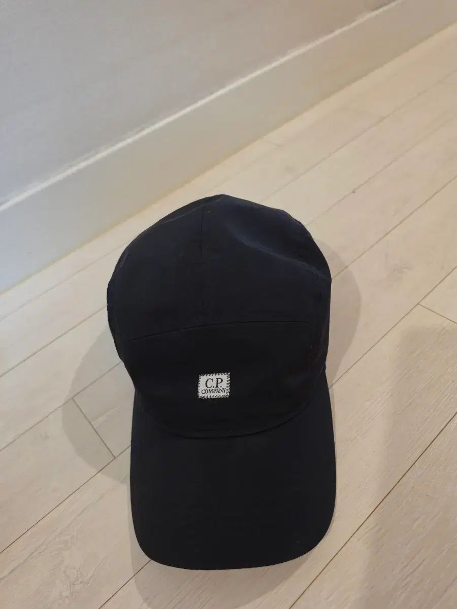 C.P. COMPANY シーピーカンパニー 帽子 ウール 出品