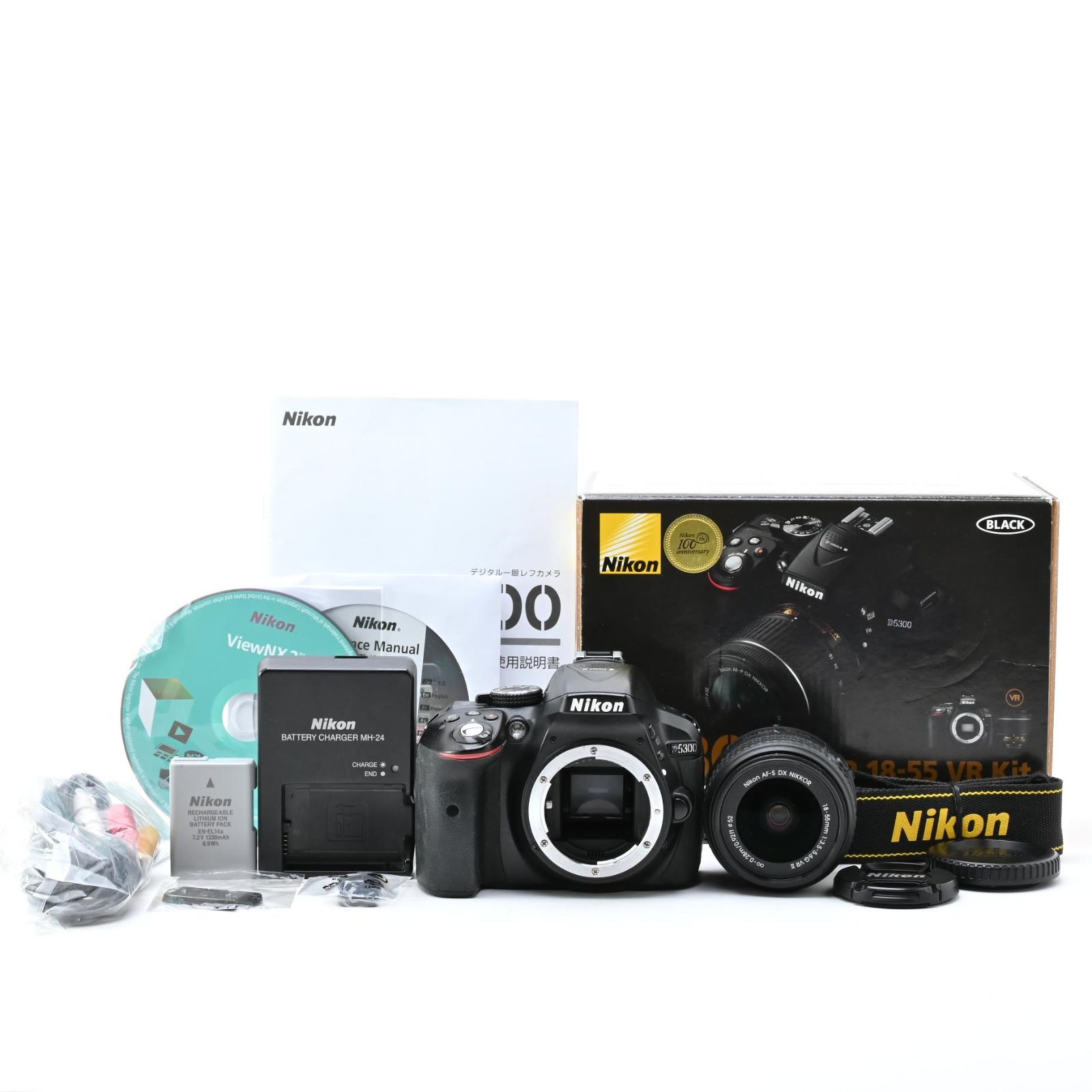 【良品・箱付き（AF-Pレンズキット用）、液晶保護フィルム貼付け済み】 NIKON D5300 レンズキット ブラック 18-55mm VR II