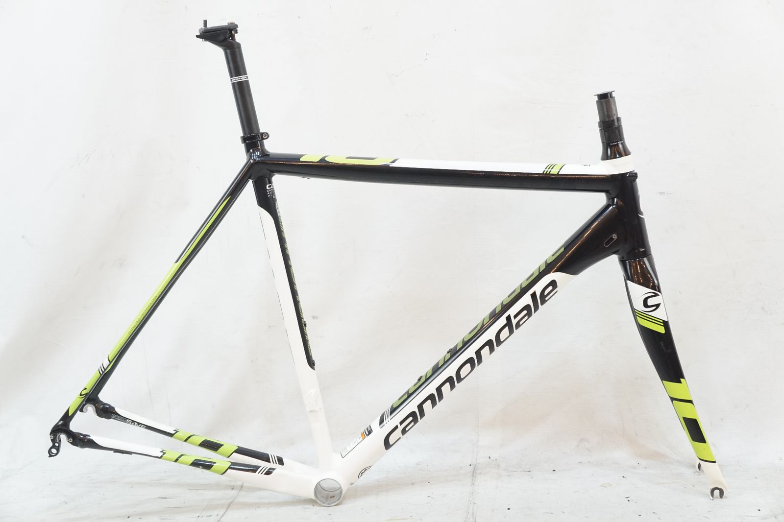 CANNONDALE 「キャノンデール」 CAAD10 2015年モデル フレームセット / バイチャリ浦和ベース