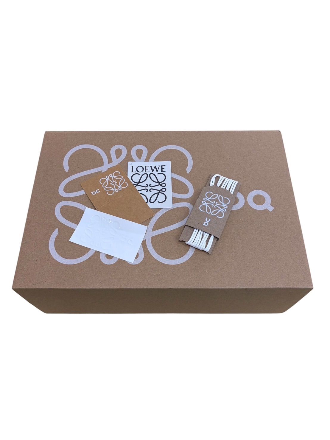 LOEWE×On　ロエベ×オン　CLOUDTILT　ALL　WHITE　箱付き美品　43　27.5㎝