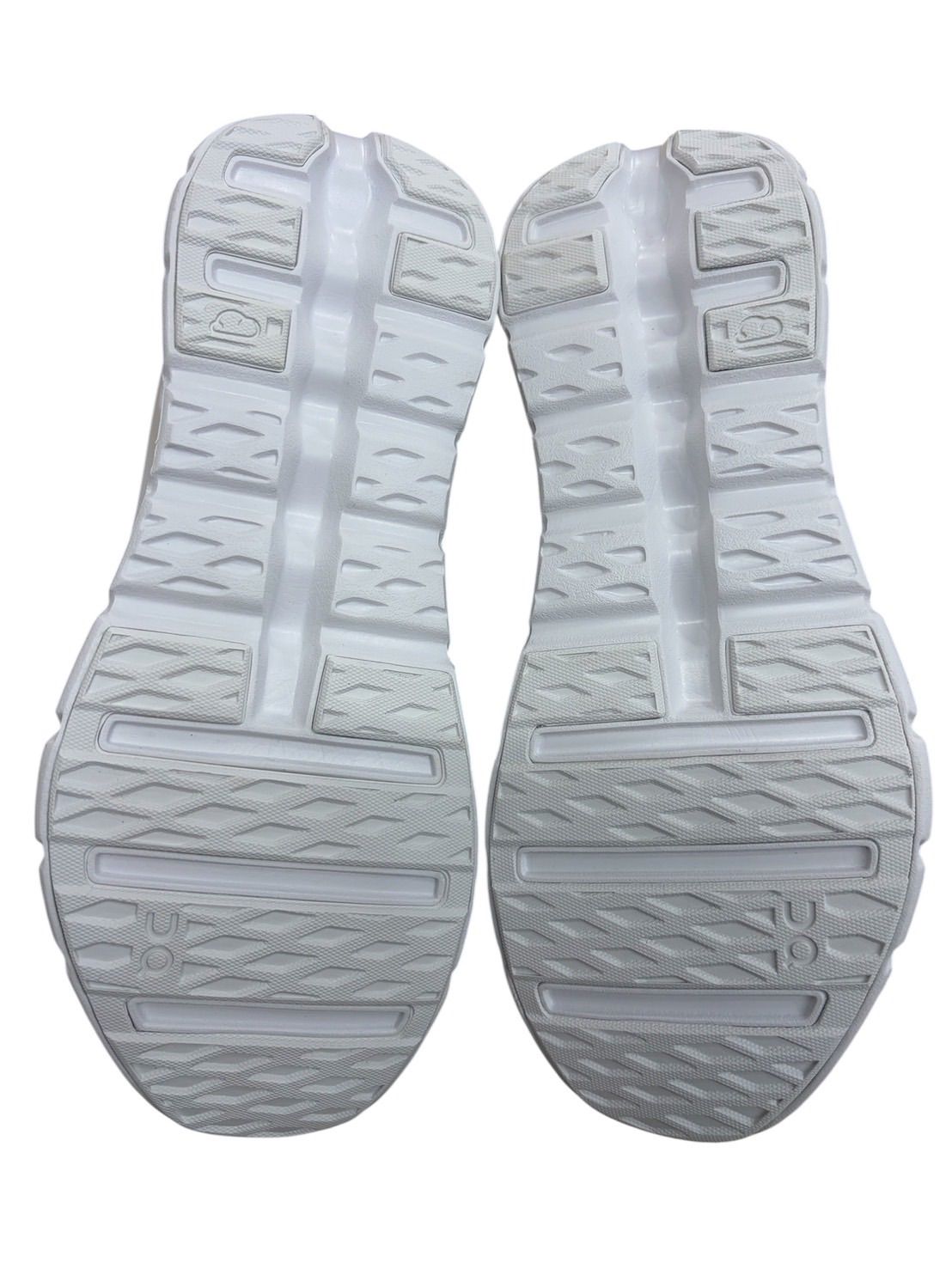 LOEWE×On　ロエベ×オン　CLOUDTILT　ALL　WHITE　箱付き美品　43　27.5㎝