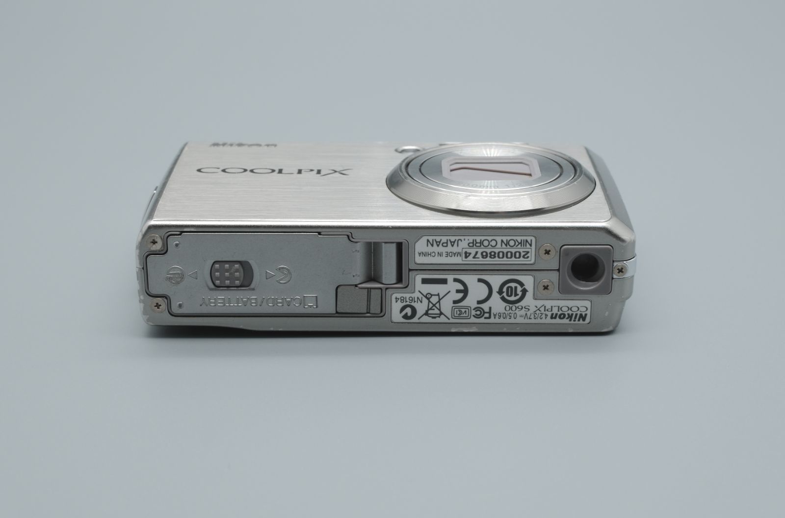 カメラ Nikon COOLPIX S600 コンパクトデジタルカメラ グレー
