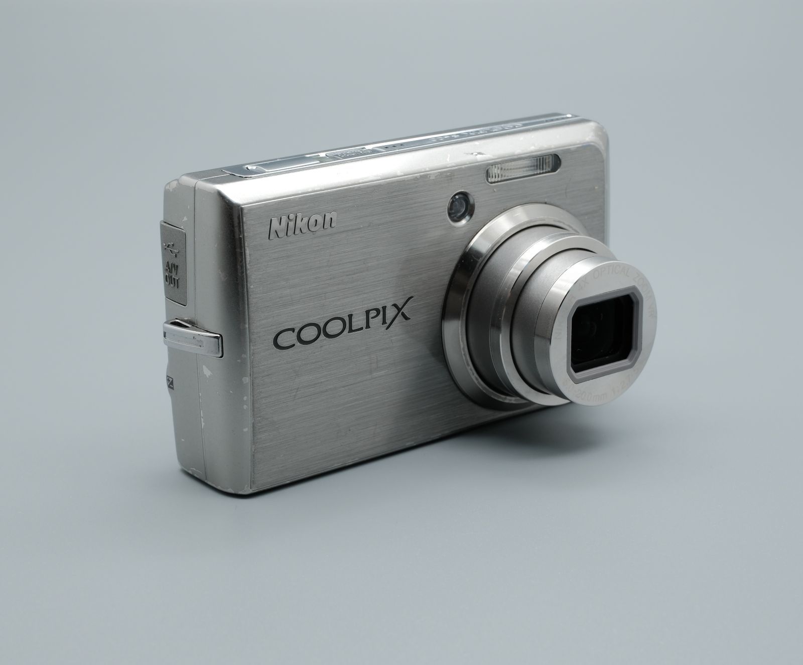 □完動品 Nikon COOLPIX S600 コンパクトデジタルカメラ - メルカリ