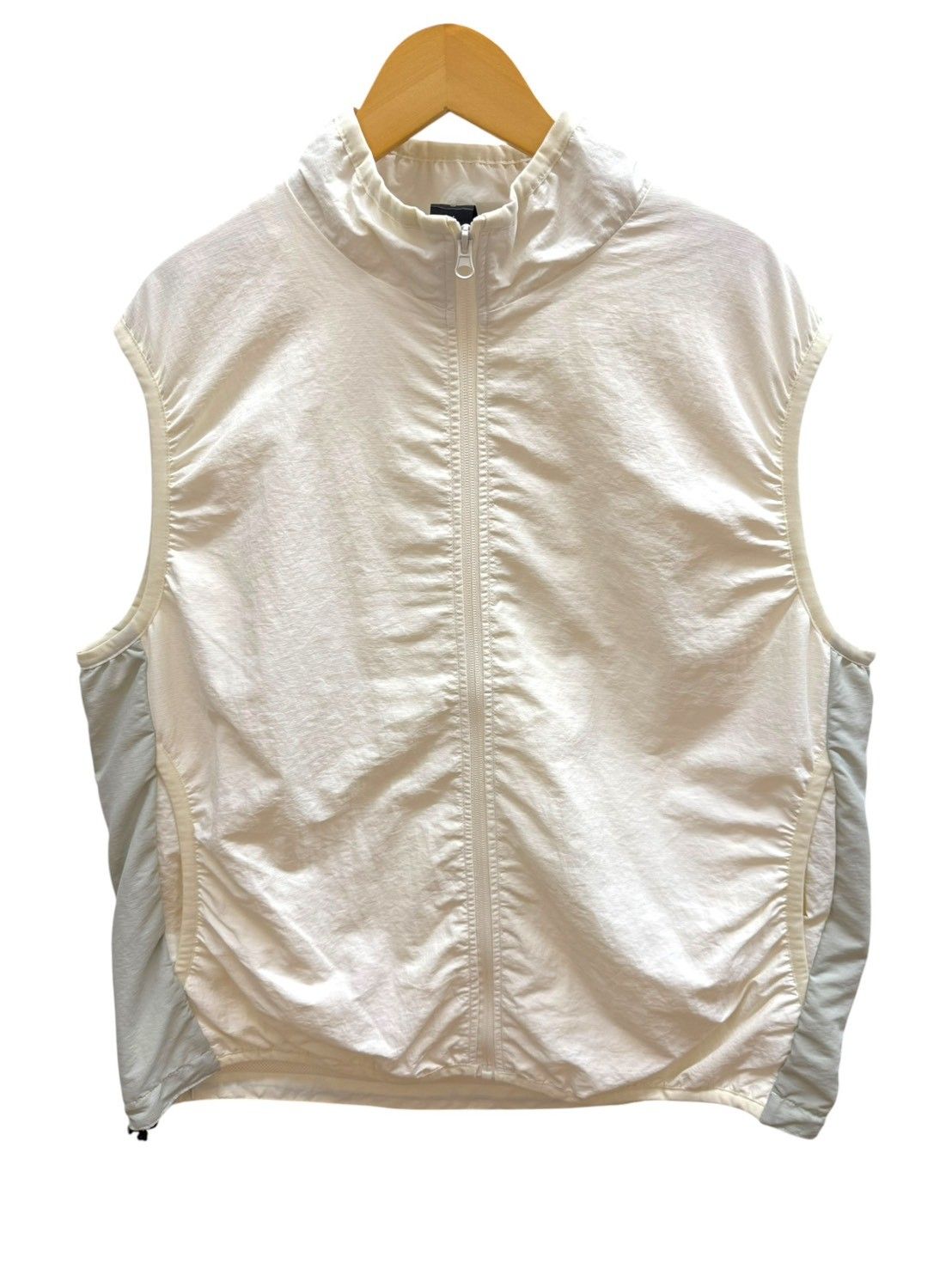 BEIMAR (ビーマー) 別注 Nylon Light Weight Packable Vest ナイロンベスト パッカブル WB103MPV-Z S クリーム メンズ/036