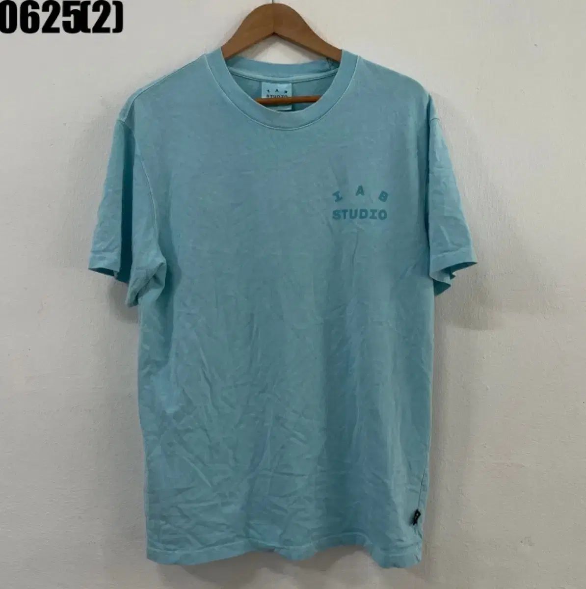 IAB スタジオ 半袖 Tシャツ ライトブルー
