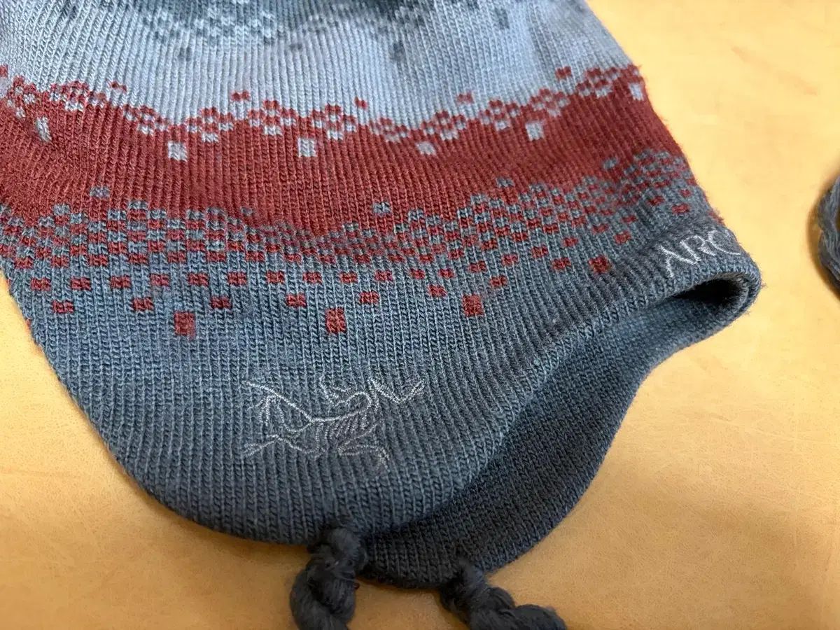 ARC'TERYX アークテリクス イヤーフラップ ビーニー