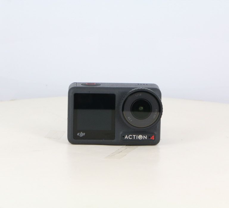 【中古】(DJI) DJI OSMO ACTION 4 エッセンシャルコンボ