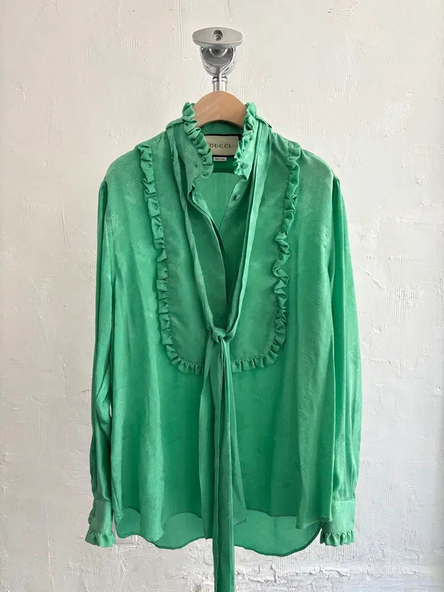 GUCCI グッチ グリーン フリル シルク シャツ
