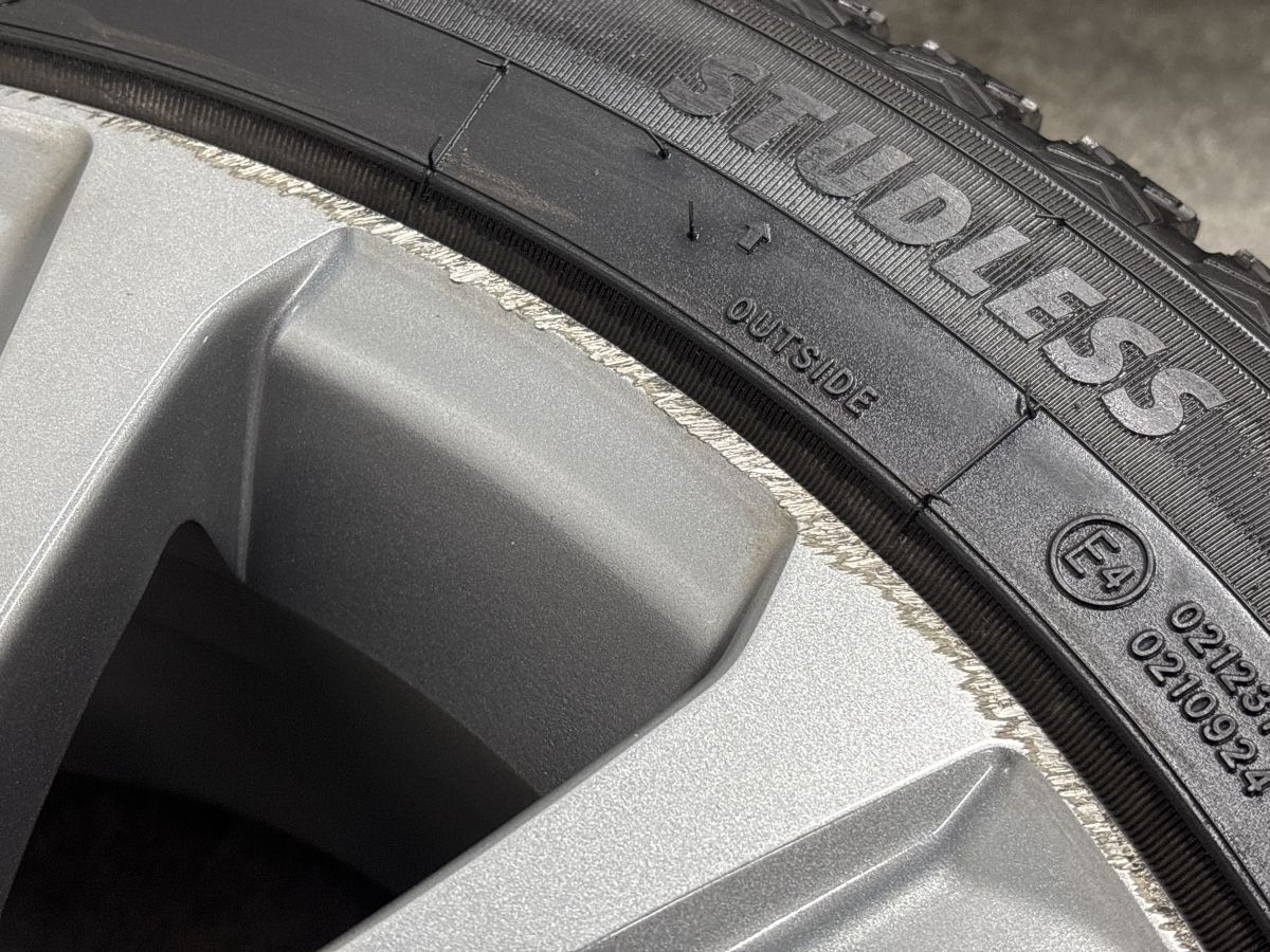 純正品】トヨタ 210 クラウン アスリート ハイブリッド 純正 17in 7.5J
