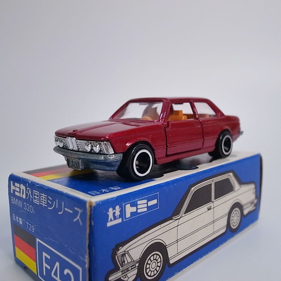 トミカ 日本製 青箱 F43  320i 輸出仕様 ワイドホイール トミカ 日本製 BMW 320i F43 外国車シリーズ ワイドホイール - メルカリ
