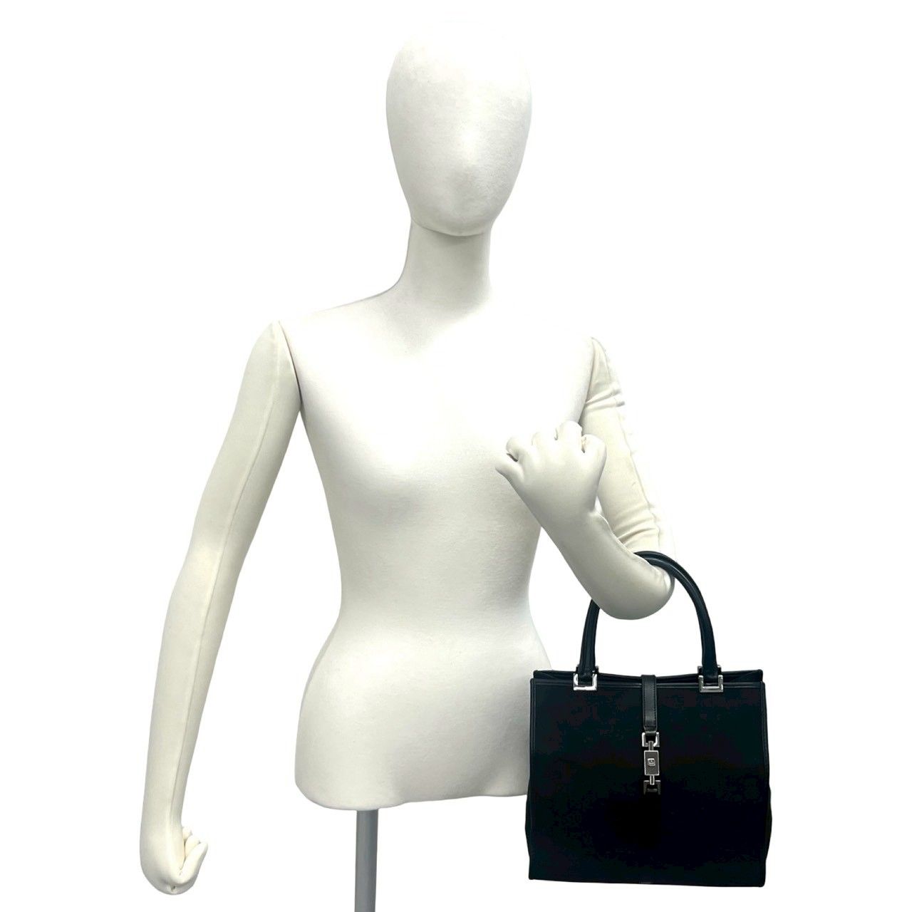 極 美品 希少品 GUCCI グッチ ジャッキー ロゴ 金具 GG 柄 キャンバス
