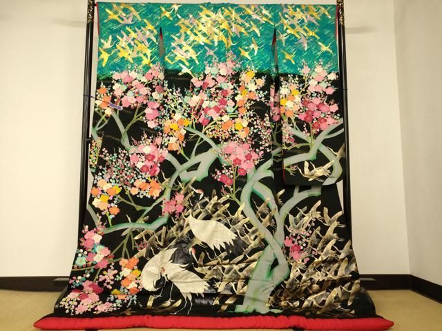 平和屋本店●本手描友禅作家　秋山章　色打掛　和装　婚礼　結婚式　花嫁　神社挙式　枝梅飛鶴文　黒地　金銀糸　金銀彩　逸品　AABJ2777fw