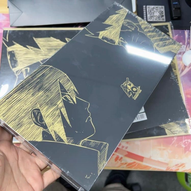新品未開封】NARUTO アニメ 20 周年記念 貴金属風カードギフトボックス