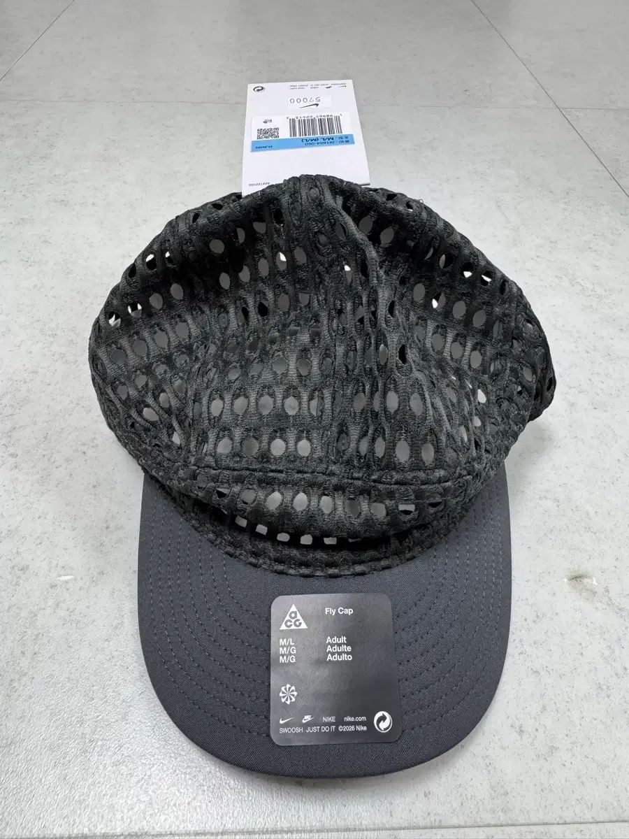 ナイキ ACG ラディカル エアフロー NXT フライキャップ ランニングキャップ M/L ブラック 新登場