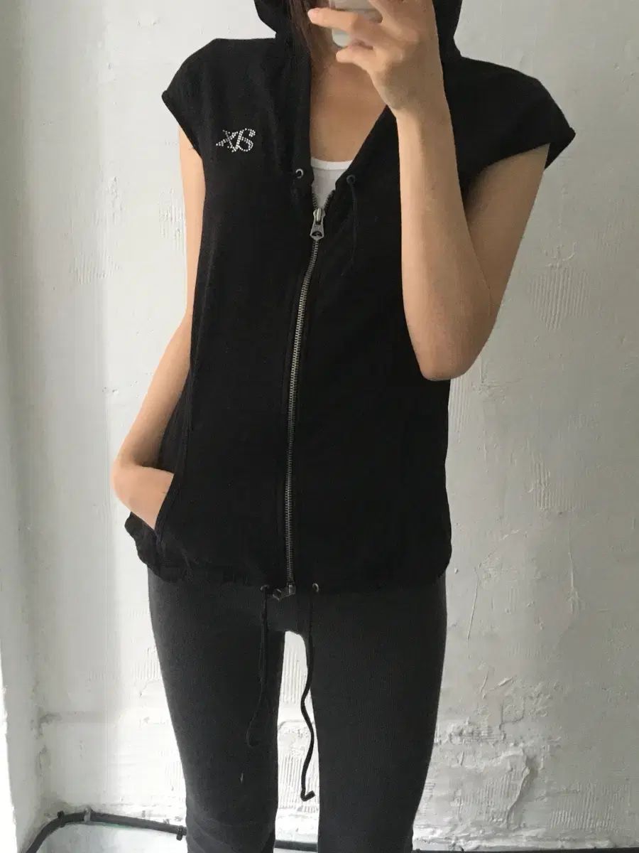 ARMANI EXCHANGE アルマーニ エクスチェンジ ブラック ショート スリーブ フード ジップ