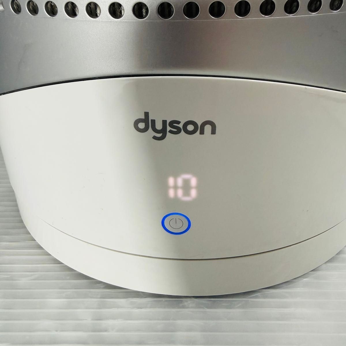 空気清浄機能付ファンヒーター dyson ダイソン HP01 MV2 ホワイト Hot