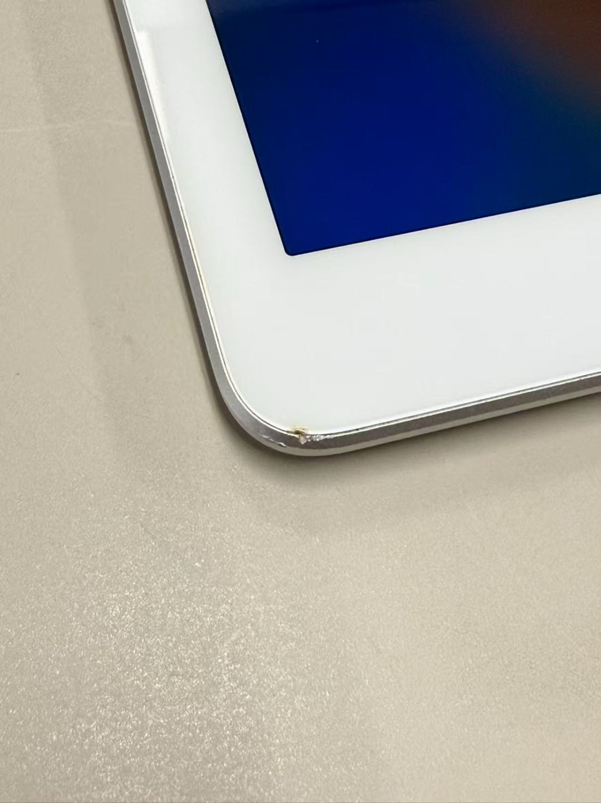 iPad 第5世代 32GB シルバー (電池91%) 中古 - メルカリ