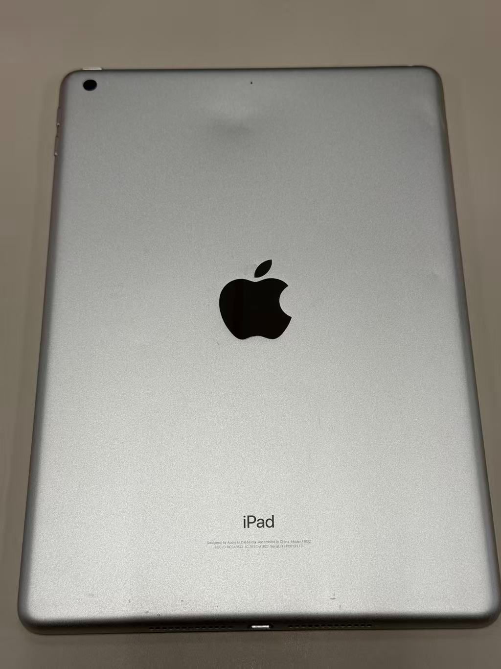 iPad 第5世代 32GB シルバー (電池91%) 中古 - メルカリ
