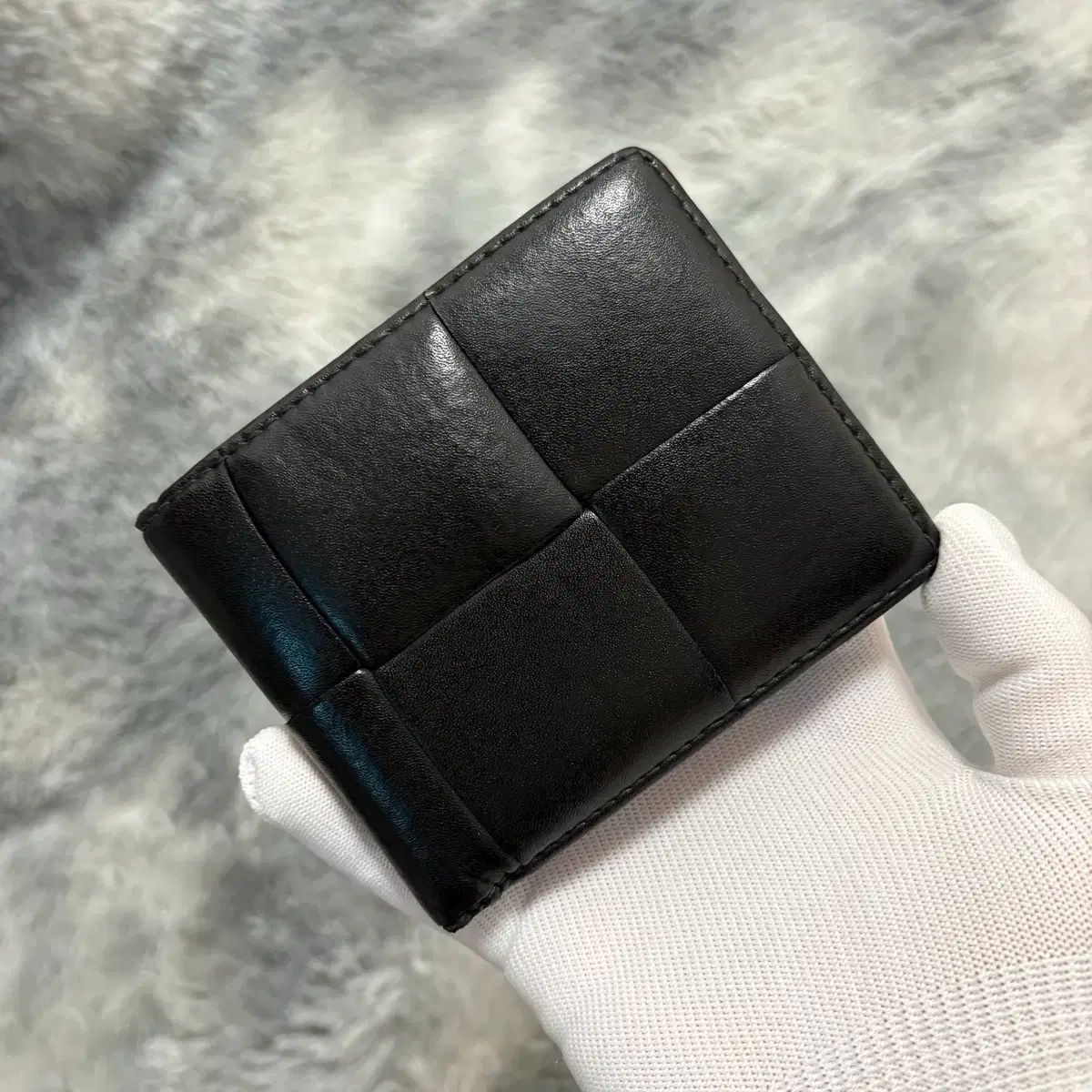 正規品 Bottega Veneta ボッテガ・ヴェネタ マキシ 二つ折り財布