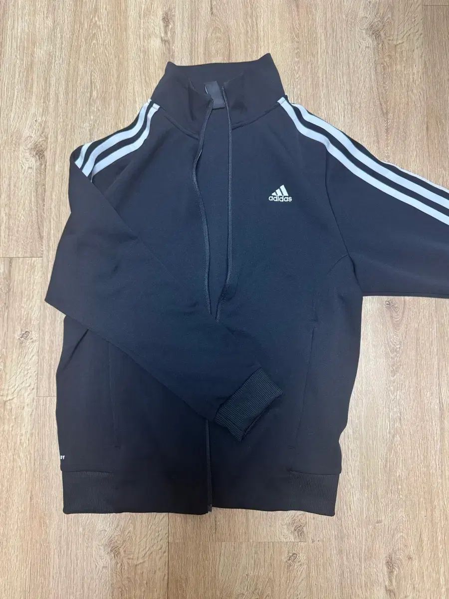 服 まとめ 出品