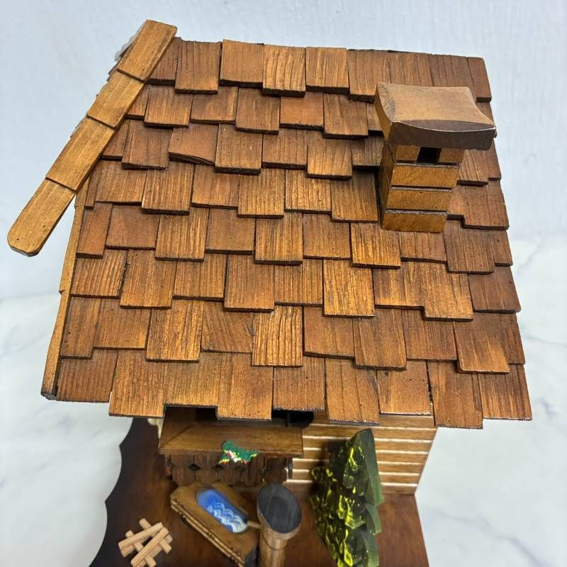 動作品】 からくり カッコー鳩時計 ドイツ 森の時計 シュヴァルツ