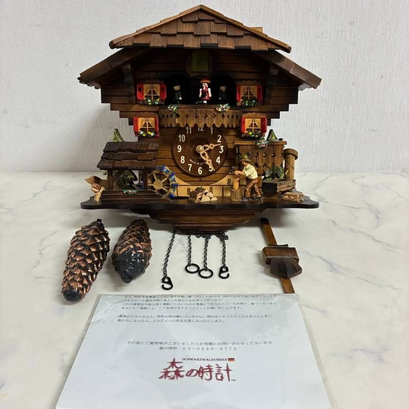 からくりカッコー鳩時計〔クォーツ式鳩時計〕ドイツ森の時計 動作品】 からくり カッコー鳩時計 ドイツ 森の時計 シュヴァルツ