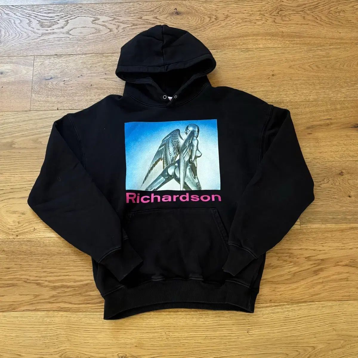 リチャードソン ライトブルー WHO Tシャツ