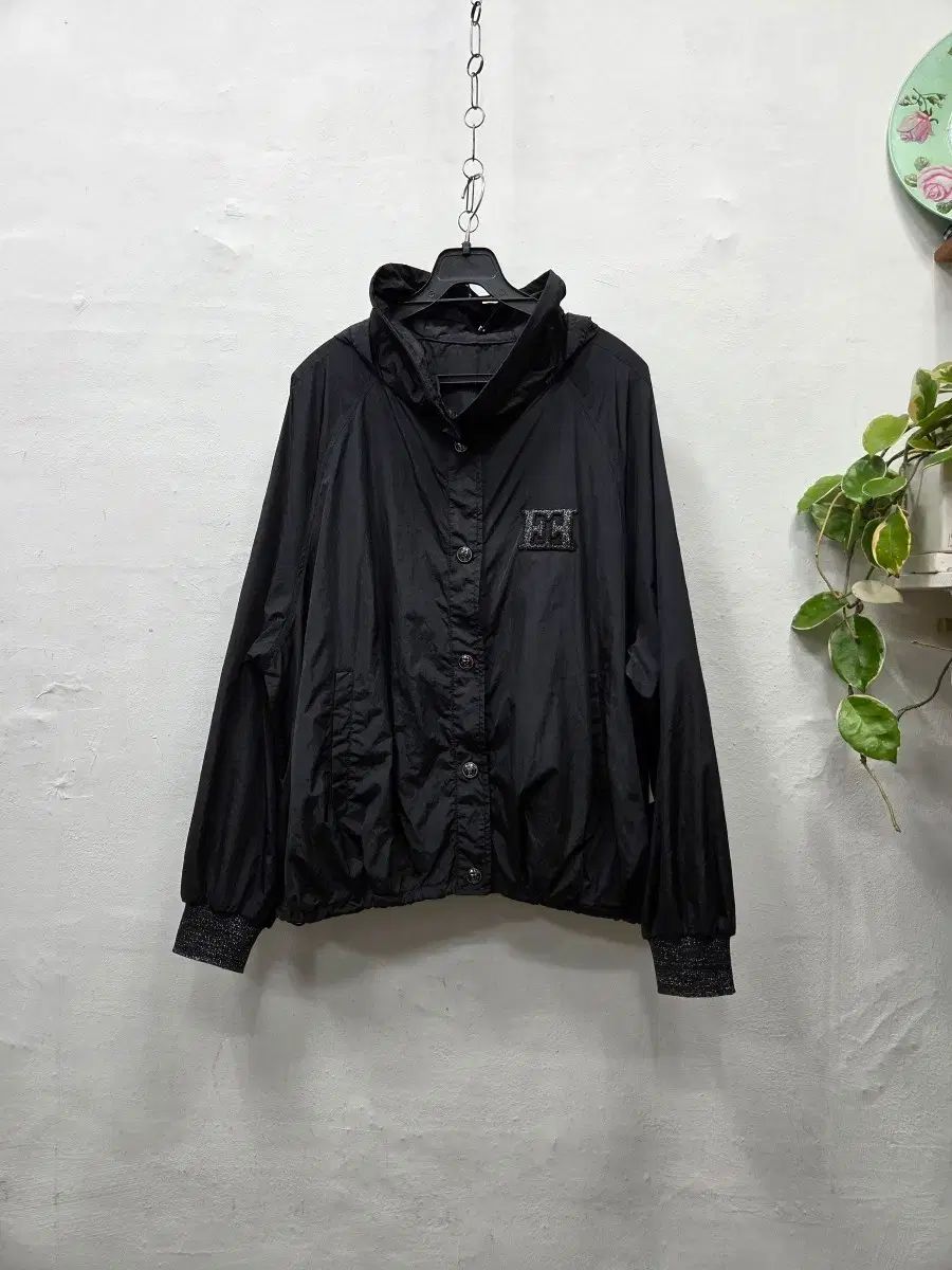 ESCADA レディース フード ジャケット L (2025年3月商品)