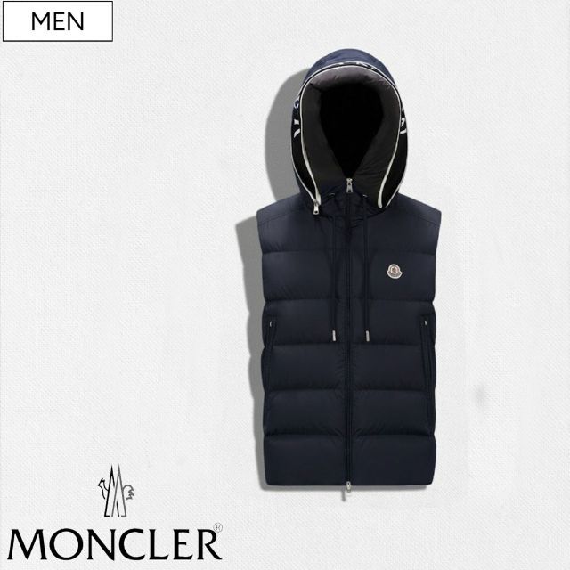 【定価239,800円(税込)】MONCLER モンクレール　ジップロゴデザインでスポーティーなテイストで日常をアップデートするブランドロゴ入りリサイクルファブリックダウンベスト アウター ネイビー 国内正規品/モンクレールジャパン CARDAMINE G