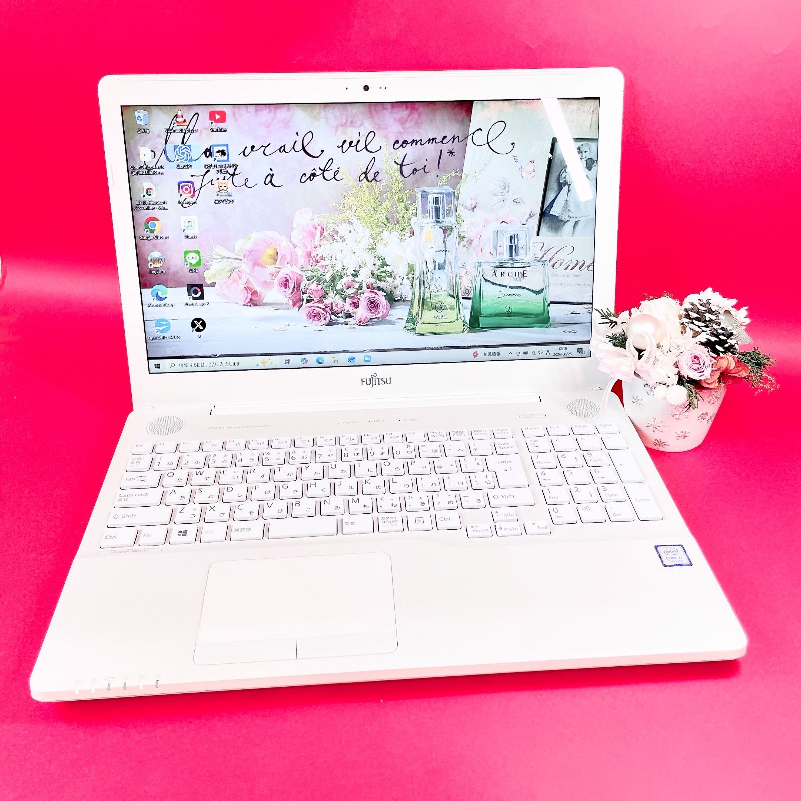 美品Corei7✨薄型ノートPC 富士通 SSD256GB - メルカリ