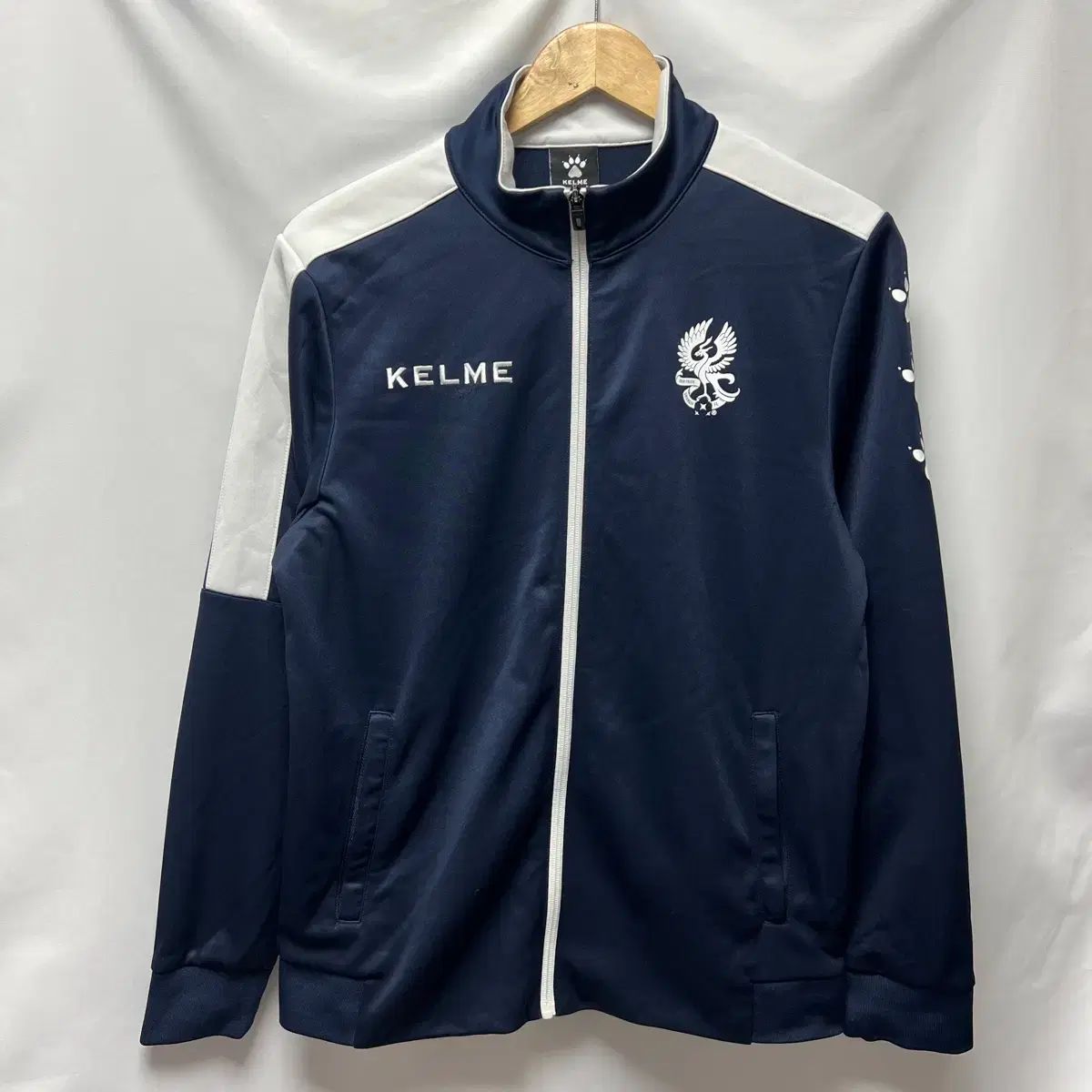 正規品/L KELME(ケルメ) 光州FC トレーナー ネイビー 白 ジップアップ ジャージ ジャケット